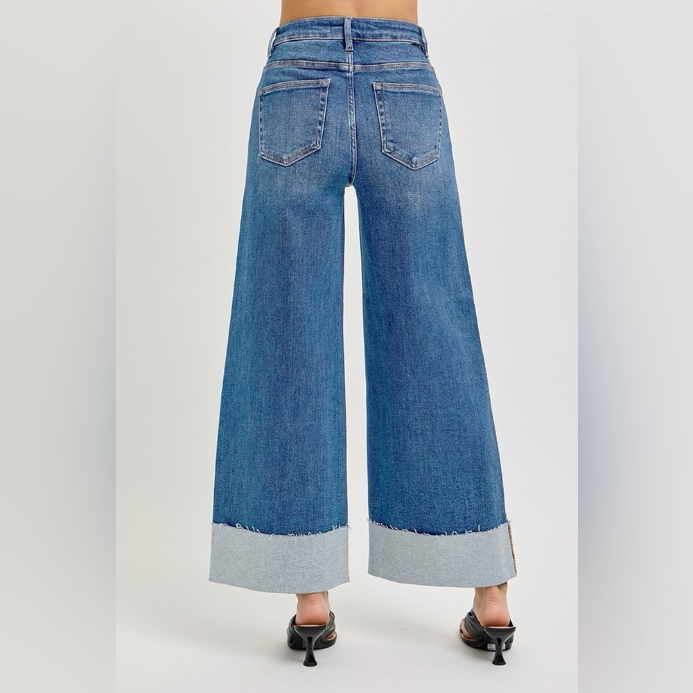 PWC21001 MEDIUM Risen Tummy Control High Rise Crop Wide Cuffed Jeans - Picture 2 of 3